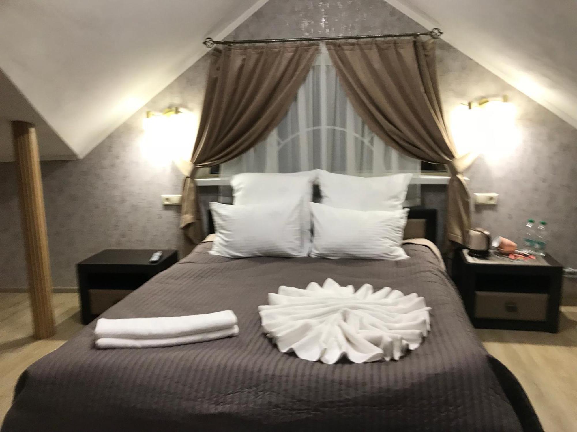 Centralnyi Hotel Poltava Eksteriør billede